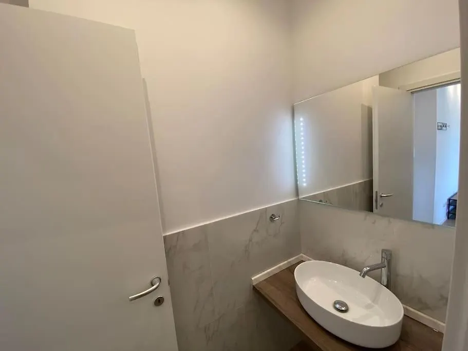 Palmanova 25 Apartment Milan